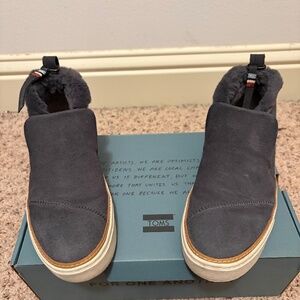 Toms Paxton Suede Bootie with Shearling Trim